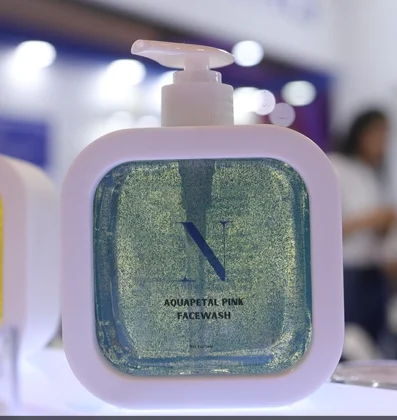 Pet Care Product Manufacturing: Safe, Gentle Grooming for Furry Friends